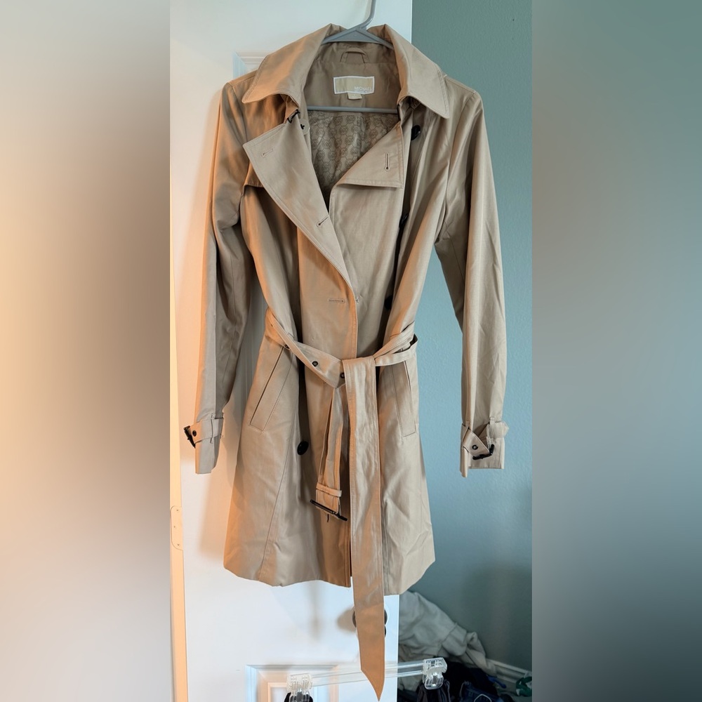 LIKE NEW Michael Kors Beige Hooded Trench Coat